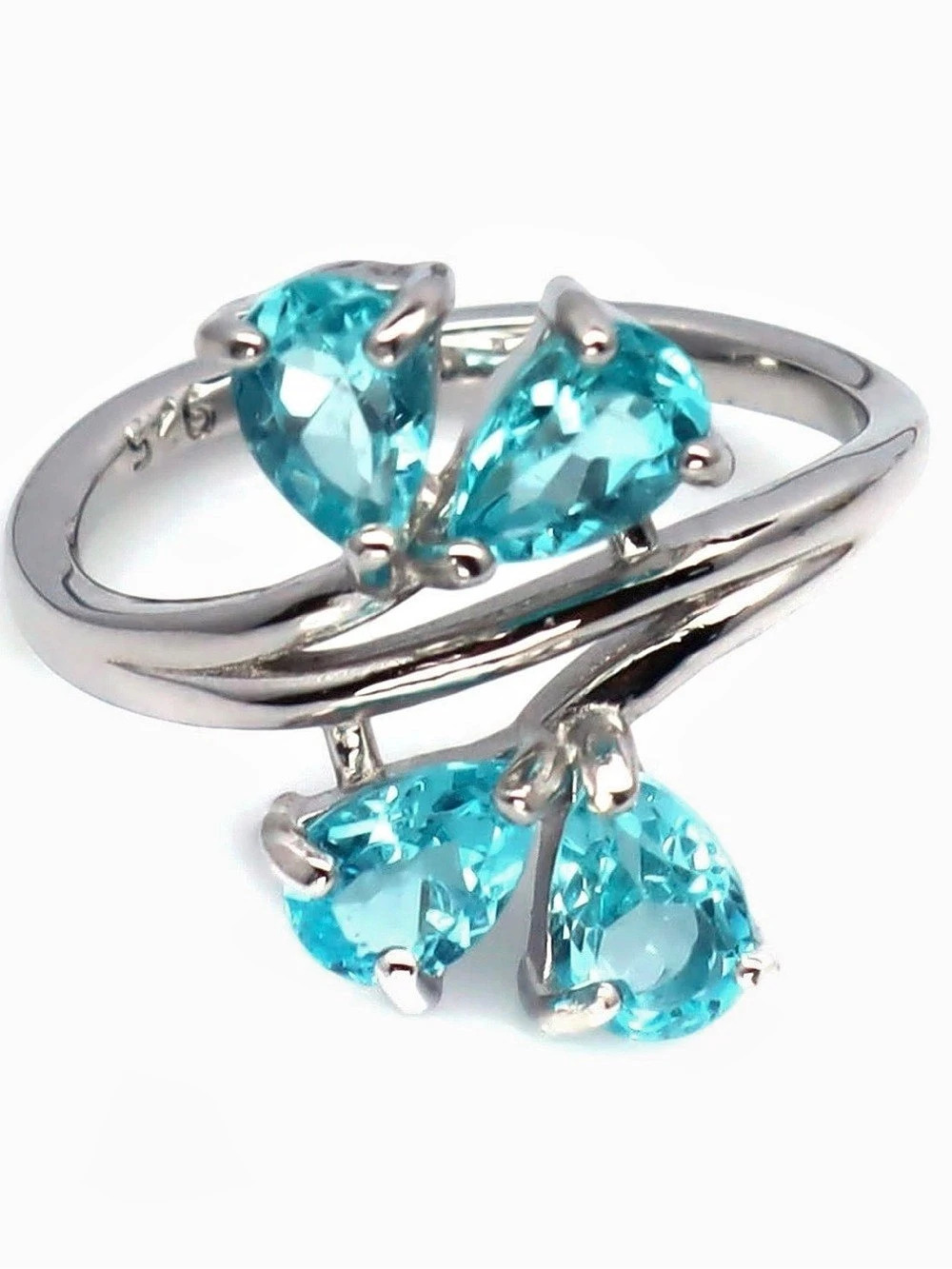 Exquisite Natural Blue Apatite 1.60CT Ring in 925 Sterling Silver Size 6